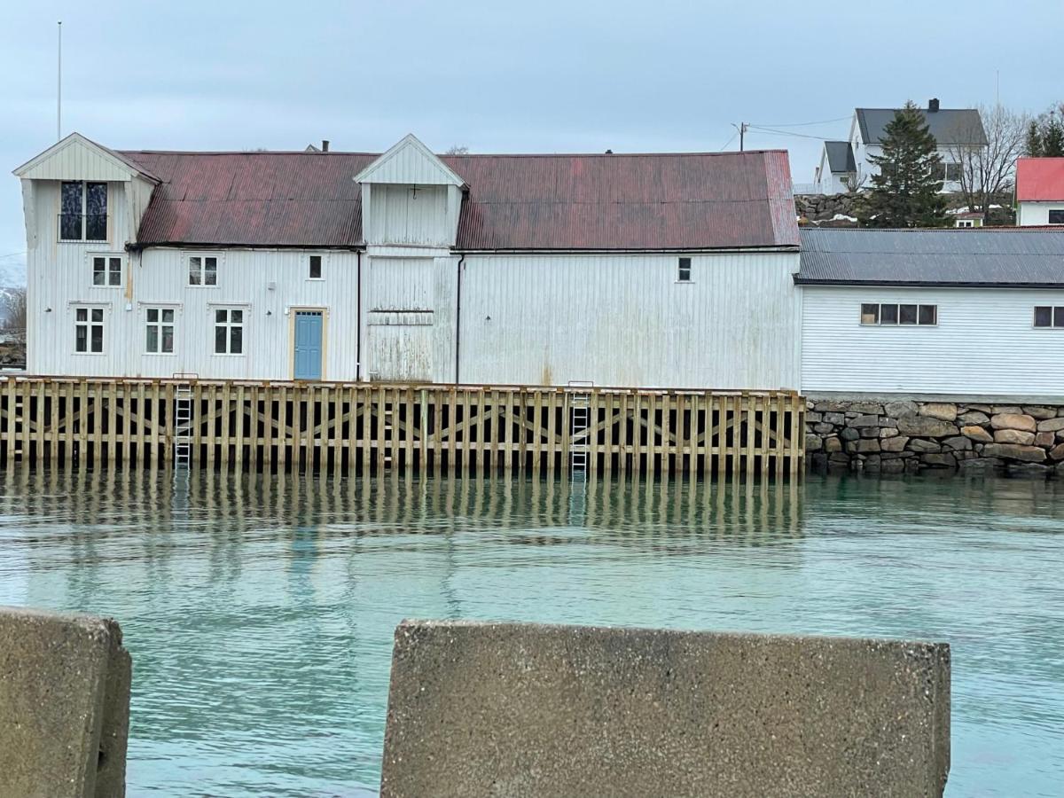 1. Etg I Dampskipsbrygga, Lodingen Havn Exterior photo