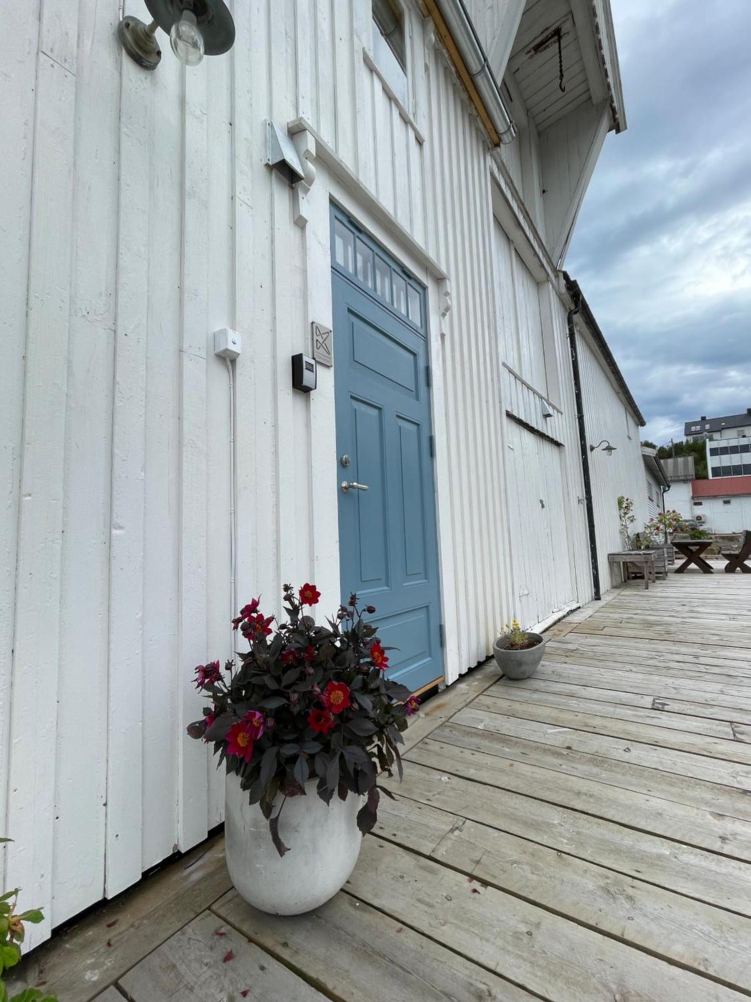 1. Etg I Dampskipsbrygga, Lodingen Havn Exterior photo